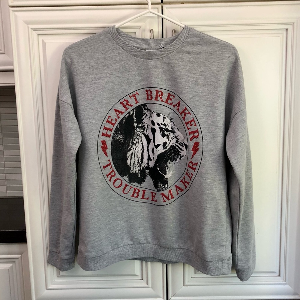 Noisy May Heartbreaker Troublemaker women’s sweatshirt
